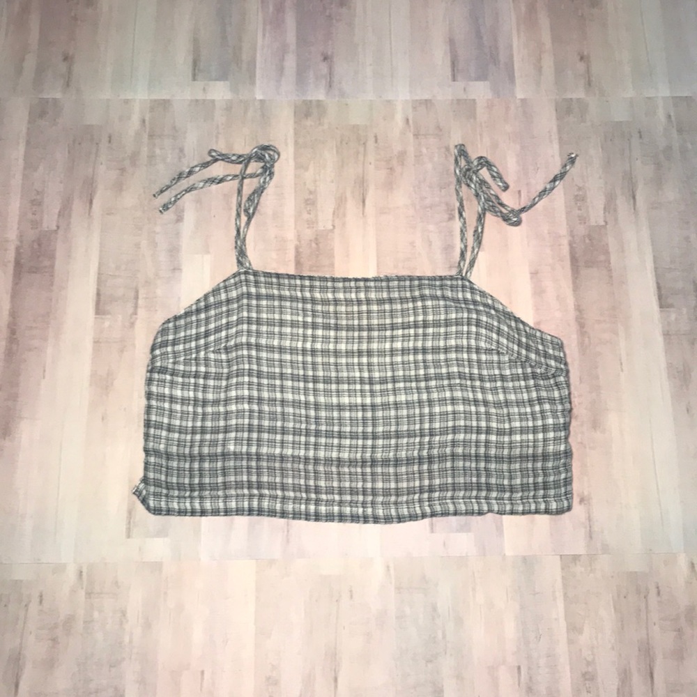 American Eagle Crop Top
